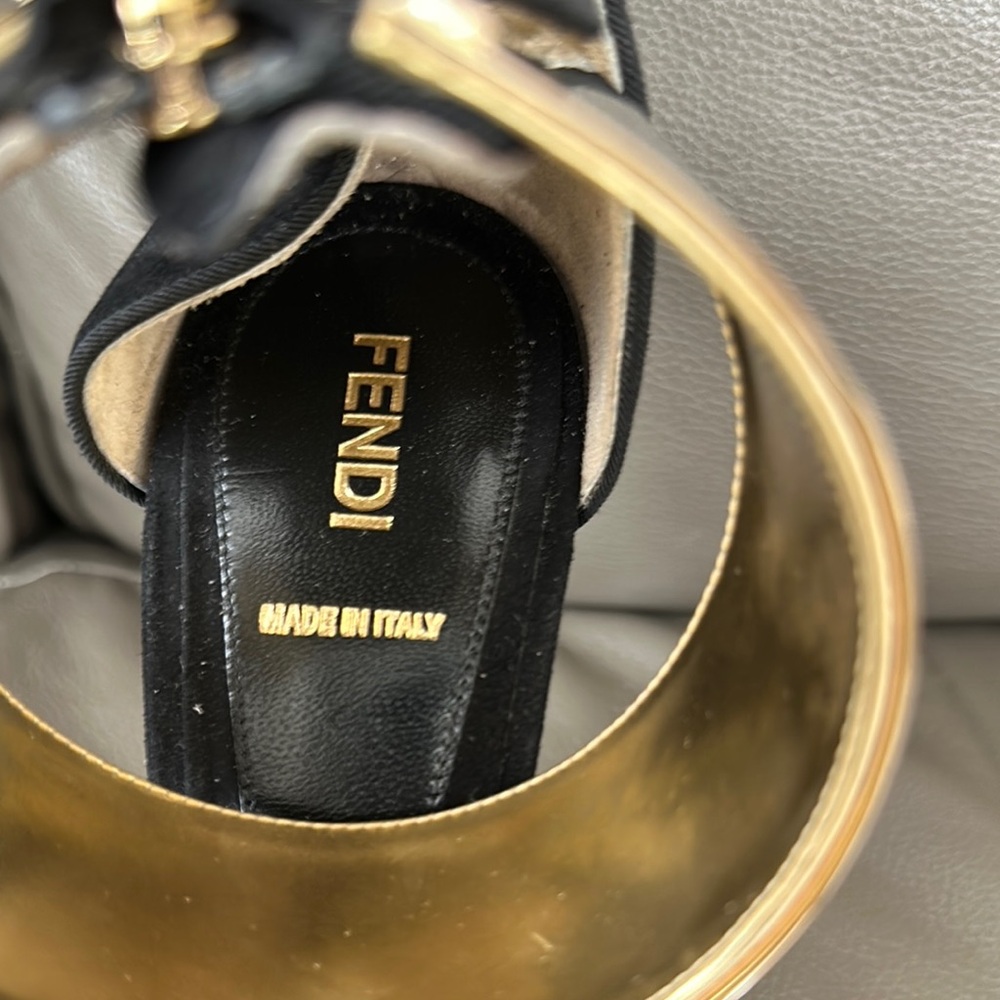 Fendi Black and Gold Heels with Metallic Ankle Cuff and High Stiletto - Picture 3 of 9